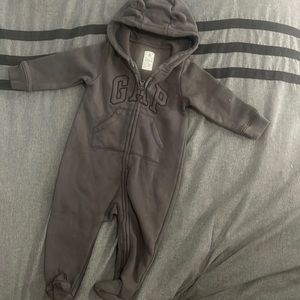 Worn once over an outfit for warmth